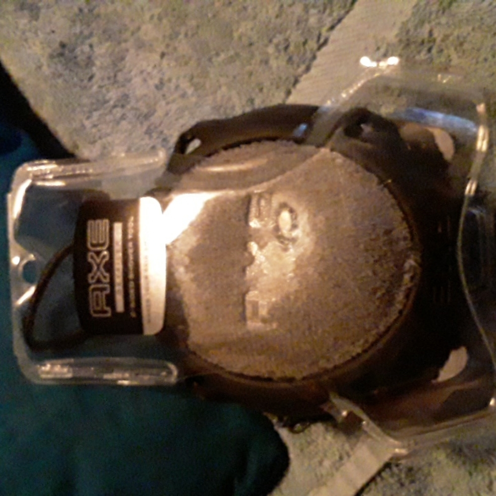Axe shower tool